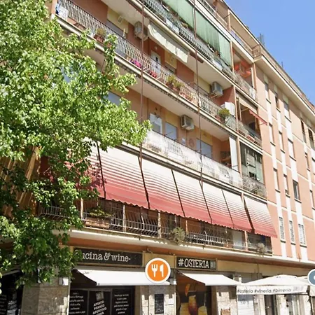 Apartment Delina- Luxury Metro A *